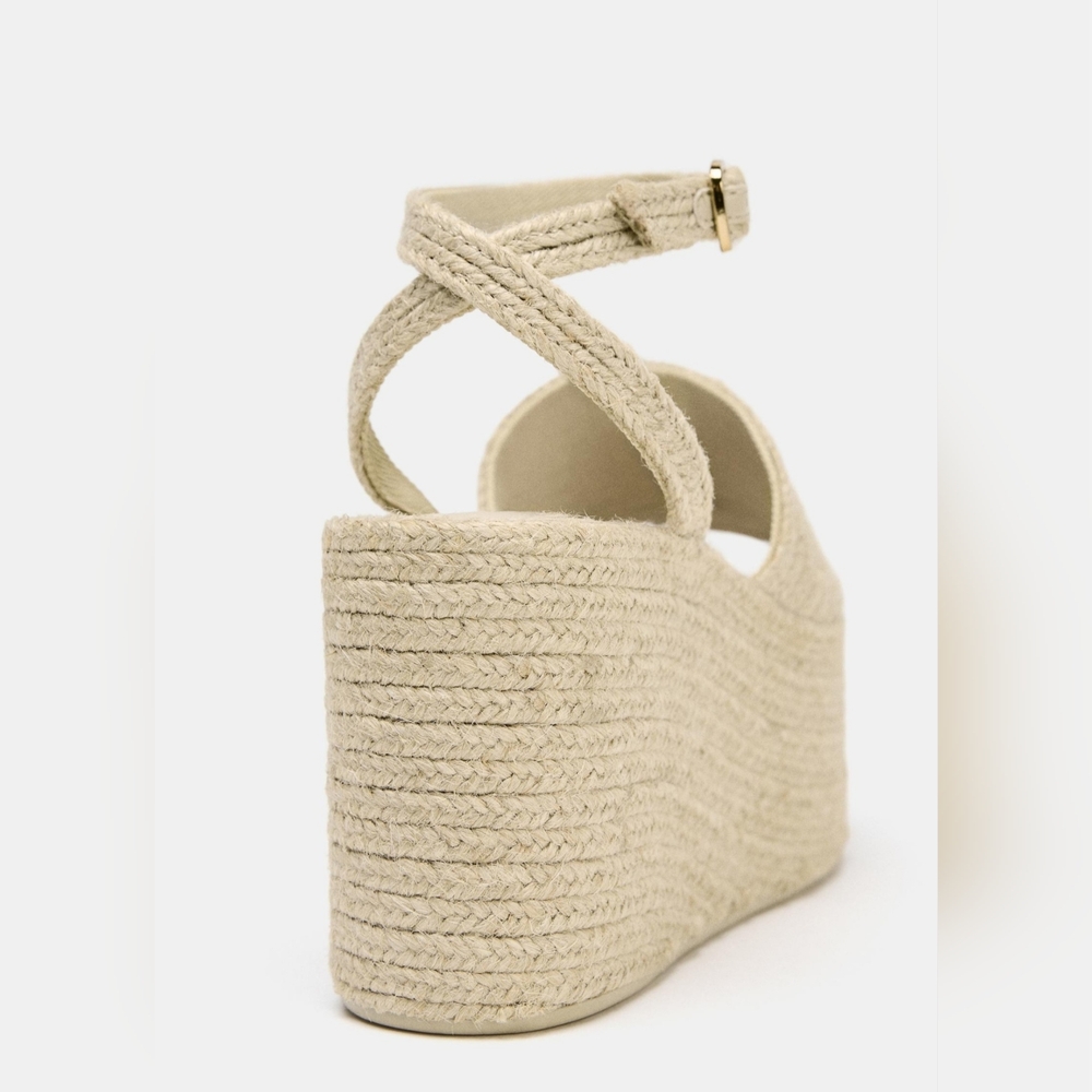 Zara Beige Wedge Sandals - Picture 3 of 6
